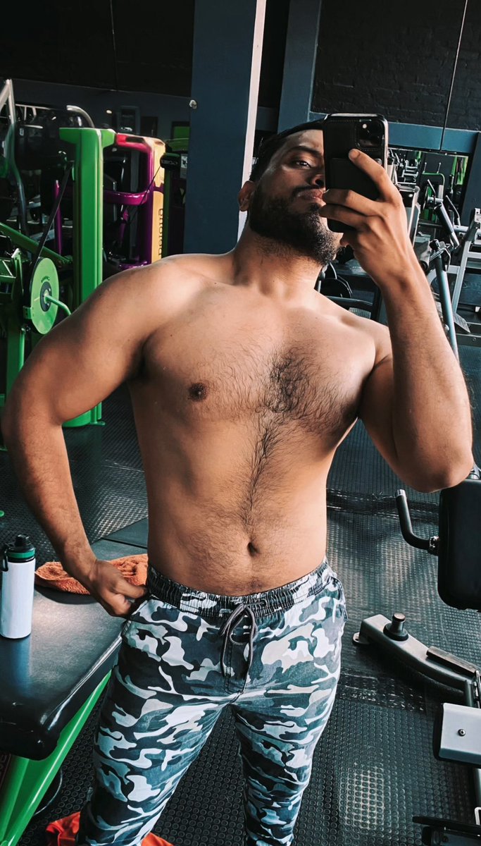 KenexF's tweet image. Es poco pero es trabajo honesto!! 🫰🏽