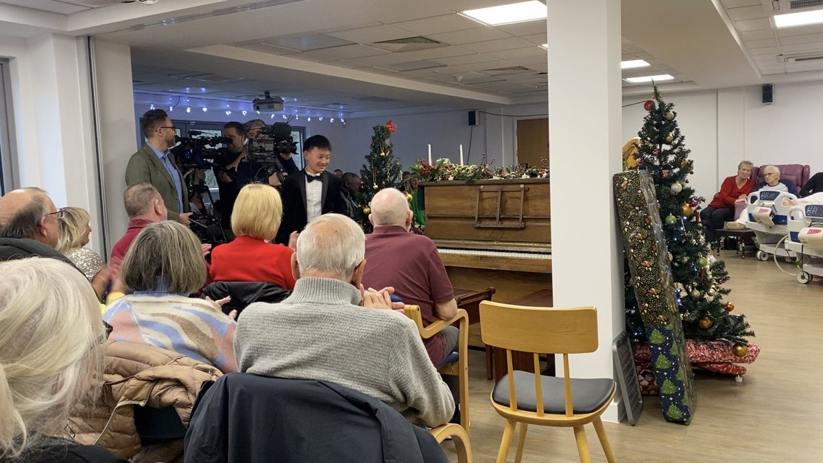 Aidan Siqi Zhao (@aidanzhao) on Twitter photo My honour as one of <a href="/LLIMF/">Lang Lang Foundation</a> young scholars to perform my own arrangement of #FelizNavida <a href="/comm_hospice/">Community Hospice</a> in collaboration with @MusicInHospices. Wonderful performances from #LucyThePiano, <a href="/Malakai_Music/">Malakai Bayoh</a>, <a href="/Karim_Kamar/">King Kamar</a> Julian. Touching stories from @JoeCavalliPrice on <a href="/BBCBreakfast/">BBC Breakfast</a> My honour as one of <a href="/LLIMF/">Lang Lang Foundation</a> young scholars to perform my own arrangement of #FelizNavida <a href="/comm_hospice/">Community Hospice</a> in collaboration with @MusicInHospices. Wonderful performances from #LucyThePiano, <a href="/Malakai_Music/">Malakai Bayoh</a>, <a href="/Karim_Kamar/">King Kamar</a> Julian. Touching stories from @JoeCavalliPrice on <a href="/BBCBreakfast/">BBC Breakfast</a>