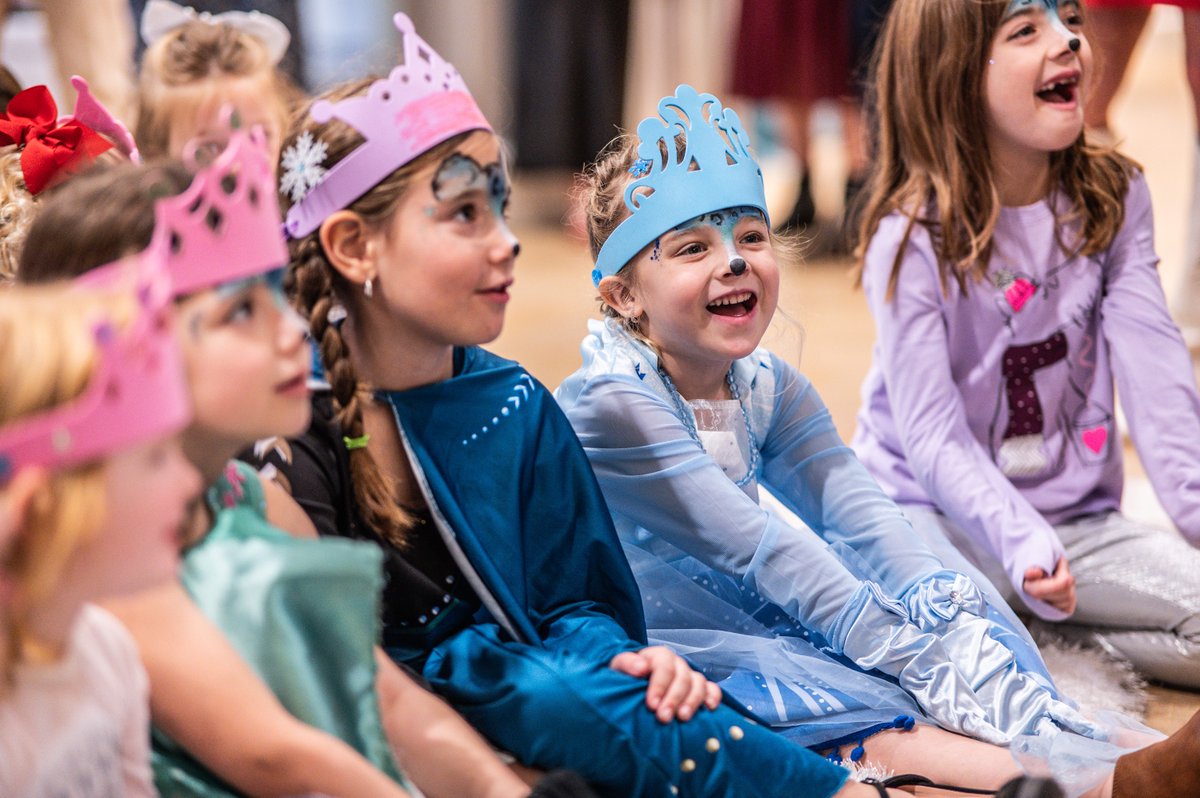 We had ❄️SNOW❄️ much fun this past weekend at Frozen in Concert and our FWSO Royal Party with crafts, photo ops, face painting, and royal storytelling!
Having you join us truly warmed our hearts! ☃️🩵

📸: Can Turkyilmaz