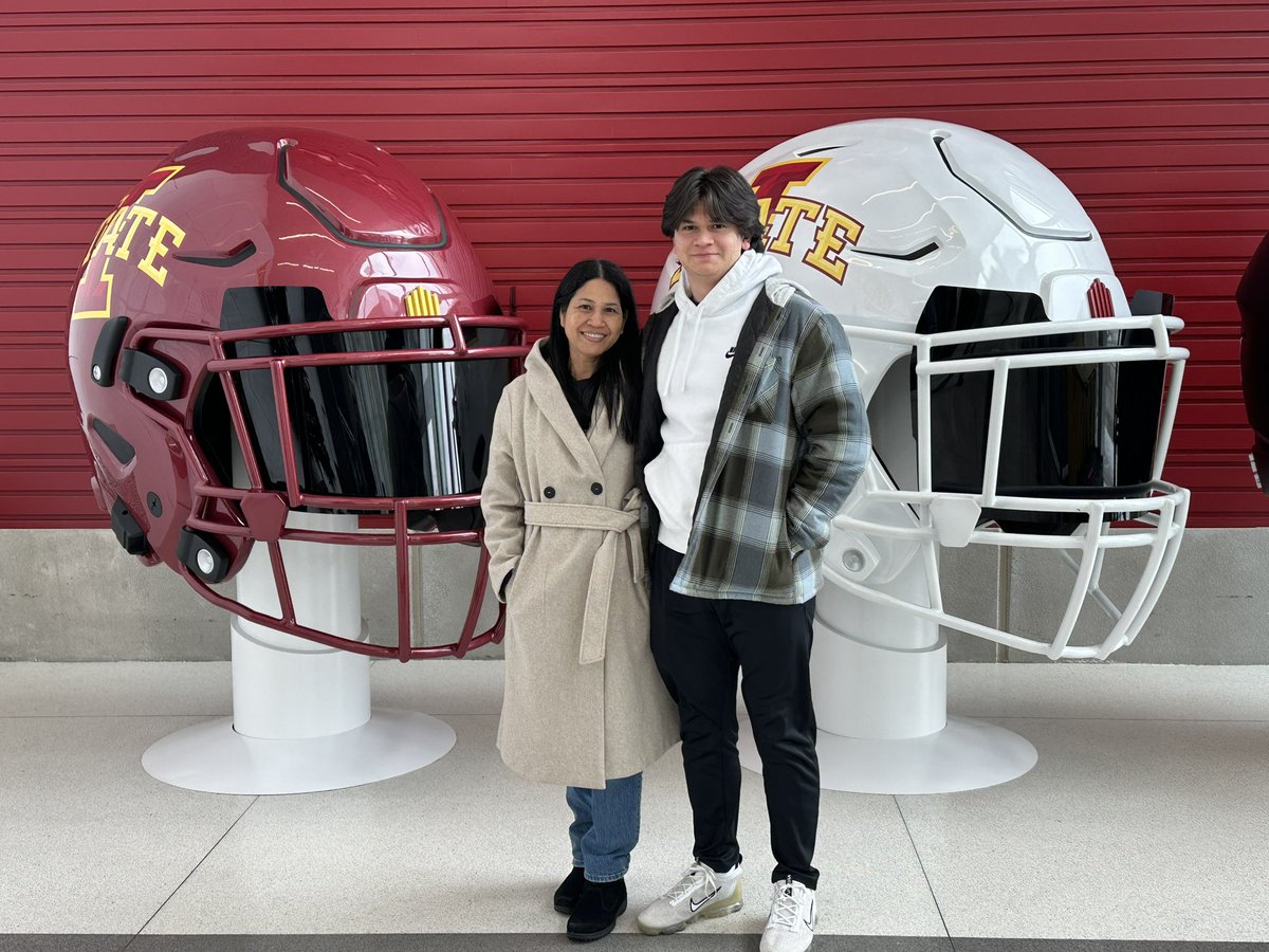Chase Smith (@chase_smith_ns) on Twitter photo ISU Football, Coach Grande and Coach Walling, Thanks for the visit. Appreciate the meeting, talking football, and seeing the football facilities. Best of luck in the Bowl game! <a href="/CoachRobGrande/">Rob Grande</a> <a href="/RoryWalling/">Rory Walling</a> <a href="/Lancer_FB/">Coach Tippet</a> <a href="/Summit_Sports_/">Summit Sports Solutions</a> ISU Football, Coach Grande and Coach Walling, Thanks for the visit. Appreciate the meeting, talking football, and seeing the football facilities. Best of luck in the Bowl game! <a href="/CoachRobGrande/">Rob Grande</a> <a href="/RoryWalling/">Rory Walling</a> <a href="/Lancer_FB/">Coach Tippet</a> <a href="/Summit_Sports_/">Summit Sports Solutions</a>
