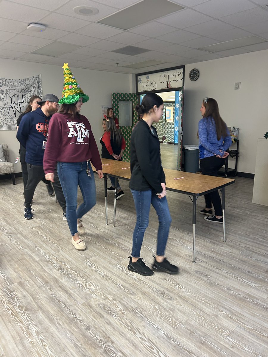 Cassandra Castillo tweet media