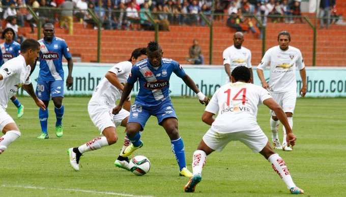 AntonioUbilla1's tweet photo. 20 diciembre 2015, Casa Blanca, partido vuelta final, LDU Quito 0 Emelec 0, el cuadro eléctrico tri campeón nacional 2013-2014-2015  #HistoriaCampeonatosEcuatorianos https://t.co/QPo6aOsgZi