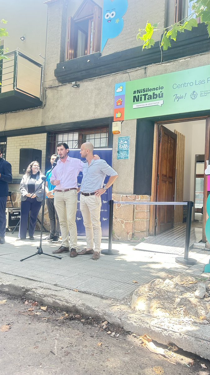 marilucav's tweet photo. Emoción y felicidad de inaugurar hoy en Las Piedras , mi ciudad el centro “Ni Silencio ni Tabú” que atenderá a jóvenes y adolescentes en temas de salud mental . 
Es uno de los 7 creados en esta administración. Si se pudo 💪 https://t.co/N7TYLI3eu8