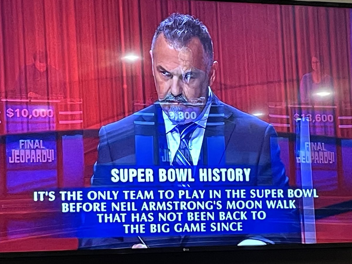 BrianCoz's tweet photo. Even Jeopardy is taking its digs https://t.co/i9S9AMq36t