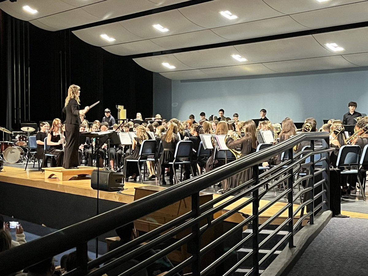 Ty Zinkiewich (@tzinkiewich) on Twitter photo It’s a packed house for tonight’s Cosgrove holiday concert. This event is a great way to close out 2024 and we look forward to everything that 2025 will bring for our <a href="/SpencerportCSD/">Spencerport Schools</a> students. It’s a packed house for tonight’s Cosgrove holiday concert. This event is a great way to close out 2024 and we look forward to everything that 2025 will bring for our <a href="/SpencerportCSD/">Spencerport Schools</a> students.