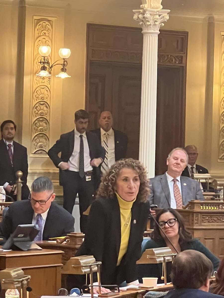 JewishDemsNJ's tweet photo. We send our well wishes and deep appreciation to Assemblywoman Pam Lampitt as she leaves office after nearly two decades, making her the longest serving woman in NJ Assembly history. She’s been a strong champion for public education, women’s rights, and the Jewish community. https://t.co/3S1ESPB7Fg