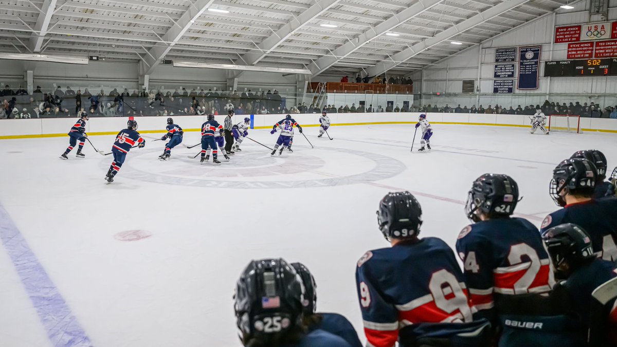 lawrenceacademy's tweet photo. Holiday Tournament action at LA kicks off tonight! Puck drop is at 8:00 PM as our Varsity Boys' Hockey face-off with @CushingAthletes in Grant Rink. Click here for the complete tournament schedule and live stream links https://t.co/Wm2ErA1VeM. #GoLASpartans #GrotonMA @ISLSPORTS https://t.co/JrxmBDpGNe