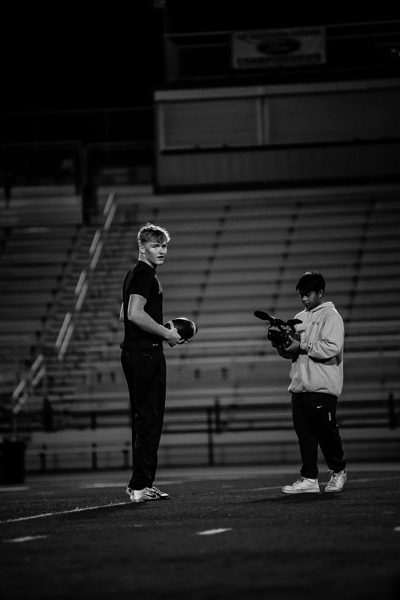 bradyedmunds9's tweet photo. Blessed to see another year🎂Appreciate everyone that has helped me on my journey so far!! #GoBucks https://t.co/659Zdm6zFY