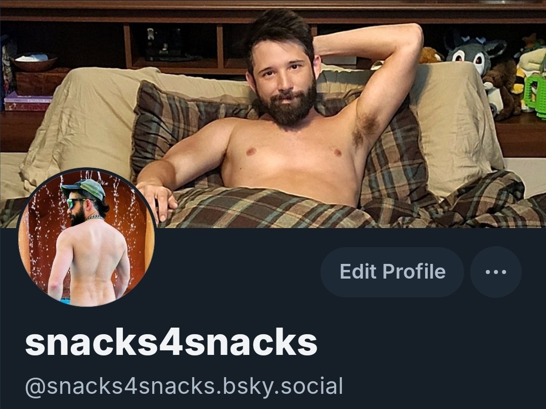Snacks tweet media