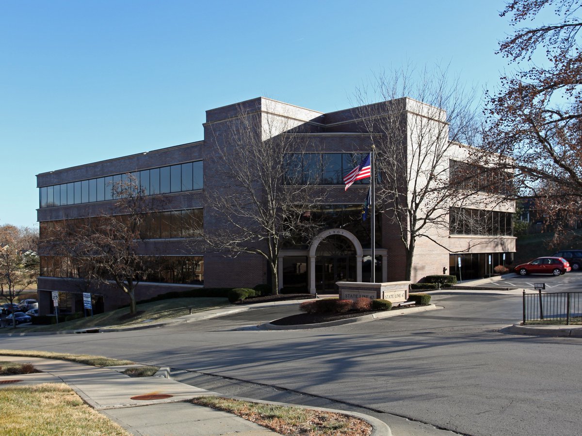 We are happy to announce the sale of the State Line 47 property! Thank you Molly Munninghoff for your dedication and assistance!