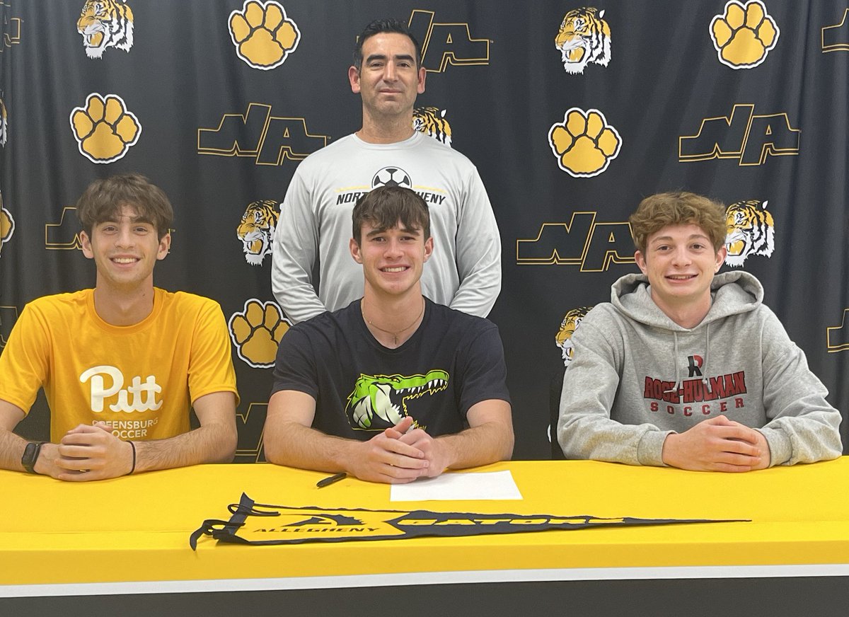 NATigers (@natigerathletic) on Twitter photo Boys Soccer News: Three <a href="/NASoccer1968/">North Allegheny Boys Soccer (NABS)</a> seniors sign letters of intent
🔗: athletics.northallegheny.org/news/three-boy… Boys Soccer News: Three <a href="/NASoccer1968/">North Allegheny Boys Soccer (NABS)</a> seniors sign letters of intent
🔗: athletics.northallegheny.org/news/three-boy…