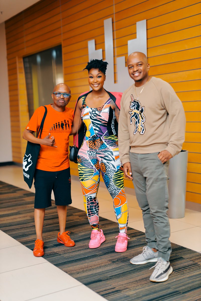 METROFMSA's tweet photo. Thank you @VinnyDaVinci for joining us on #METROFMSummerShow with @naked_dj and @LamiezHolworthy https://t.co/ikJ0z746AB
