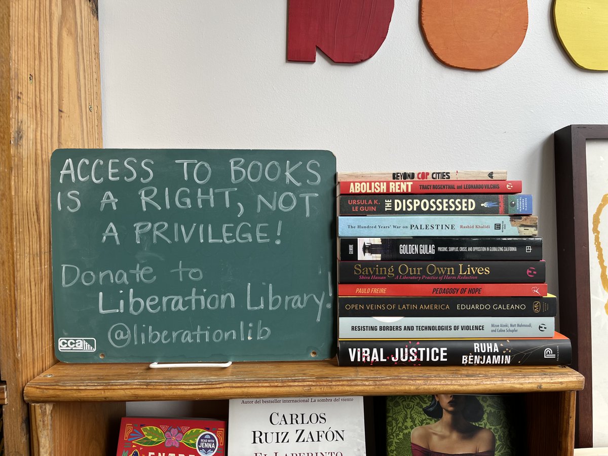 PilsenCommunityBooks tweet media