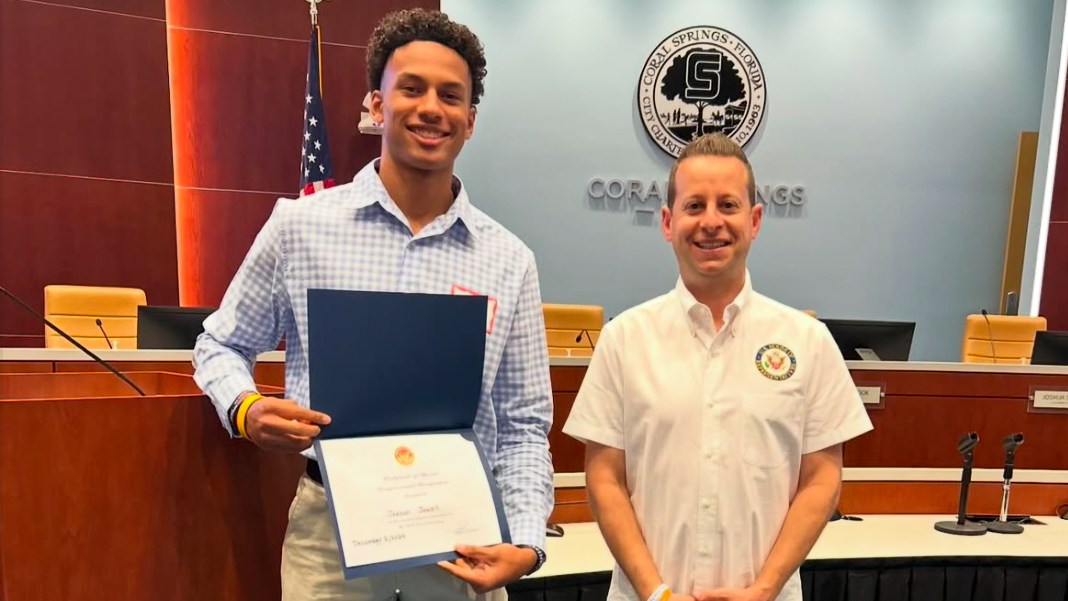 Jaxson Jewell Receives Congressional Nomination from U.S. Rep. Jared Moskowitz coralspringstalk.com/jaxson-jewell-… <a href="/JaxsonJewell/">Jaxson Jewell</a> <a href="/JaredEMoskowitz/">Jared Moskowitz</a> <a href="/BeachBoysFB/">BeachBoys FB</a> <a href="/larryblustein/">Blustein Recruiting</a> <a href="/BCAA_Sports/">BCAA Sports</a> <a href="/FHSAA/">FHSAA</a> <a href="/JaredEMoskowitz/">Jared Moskowitz</a>