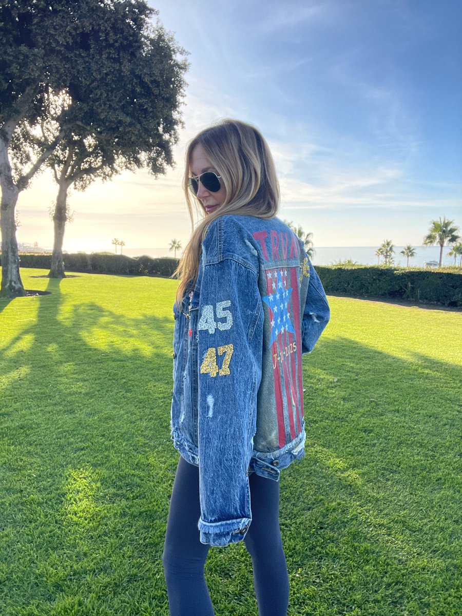 Tee_Me_D's tweet photo. Custom designed for a client attending AMERICAFEST in Phx! 🇺🇸 
She wanted “J-6 Freedom” &amp; her Trump jacket to be over the top🔥 …accomplished!! ✅ She is SO excited &amp; wearing it right now @Amfest!! 🇺🇸Trump is a headliner, I’d die if he saw this jacket!🤞🏼
(pix are of me, not her) https://t.co/Ti2aAZRUAd