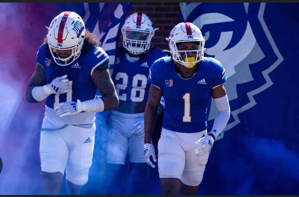 breston_justus's tweet photo. Thank you GOD
Blessed to receive my first division 1 offer from @UWGFootball  @MBolden_  @CoachLandis22 @CoachHarris40 @CoachJackFam1st https://t.co/nr8aZp76xA