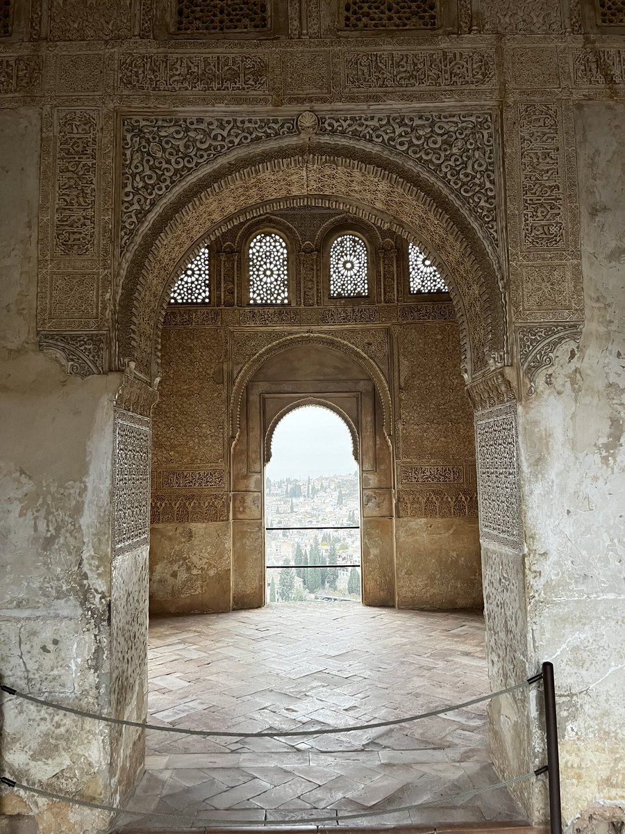sheryejaz's tweet photo. Granada is a vibe https://t.co/H3k3HNvSoy