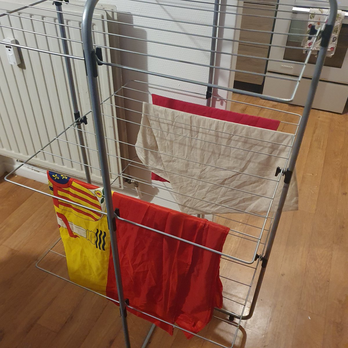 Ça fera 10.90€ au prochain guichet, bon appétit ! tweet media