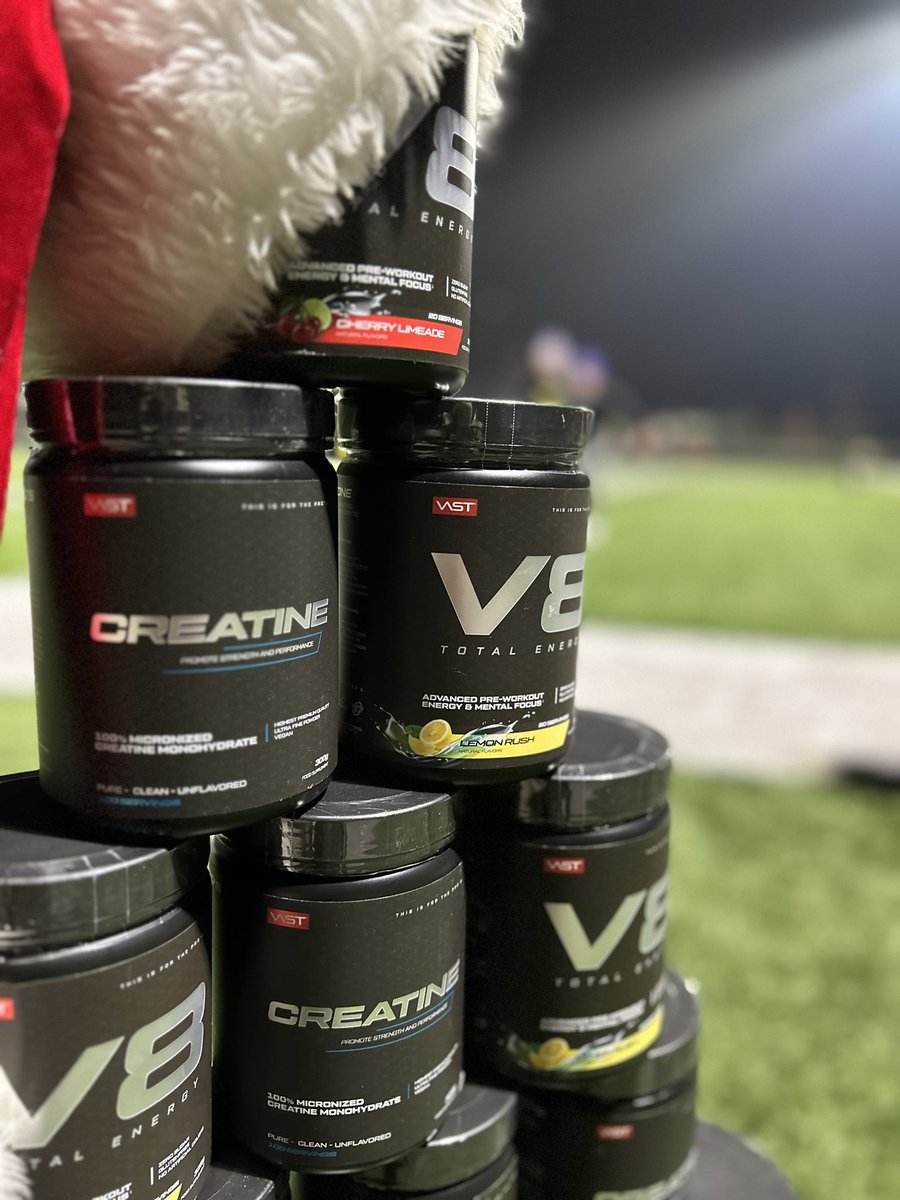 ViennaVikings's tweet photo. Merry VASTmas! ππͺπ½π
We are ending our very last on-field offseason practice of the year by giving out some #VAST x-mas treats to our players. #ThisIsForThePros
πΈ @KikiKlepsch https://t.co/MOHCkvfPc2 #ViennaVikings #PurpleReign #OnePercentBetter https://t.co/zmkqAEHDhV
