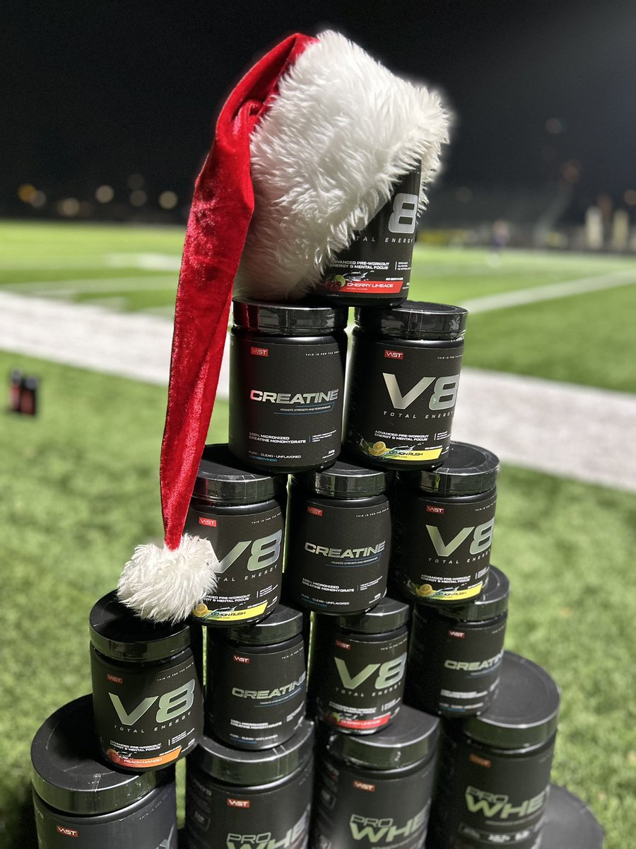 ViennaVikings's tweet photo. Merry VASTmas! ππͺπ½π
We are ending our very last on-field offseason practice of the year by giving out some #VAST x-mas treats to our players. #ThisIsForThePros
πΈ @KikiKlepsch https://t.co/MOHCkvfPc2 #ViennaVikings #PurpleReign #OnePercentBetter https://t.co/zmkqAEHDhV