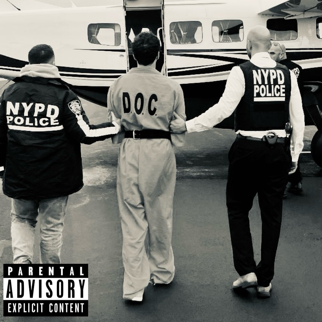 royal_bobby24's tweet photo. @mangionethinker NYPD is really doing everything they can to make this dude look cool as hell https://t.co/hdgcJdMehX