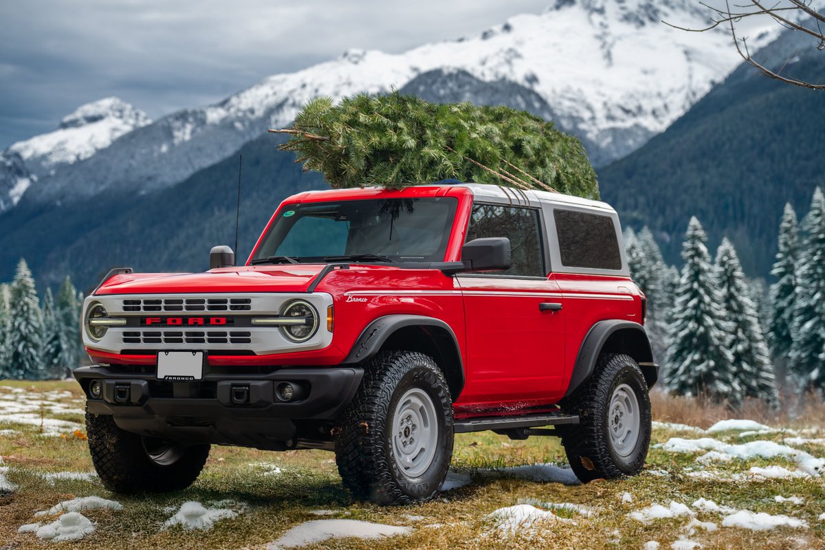 Joyeuses fêtes à tous! Que votre temps des fêtes soit rempli d'aventures et de joie. 🎄 

Puissiez-vous vivre des fêtes aussi libres et sauvages qu'un Broncoᴹᴰ hors des sentiers battus.

#FordCanada #JoyeuseFêtes #Bronco