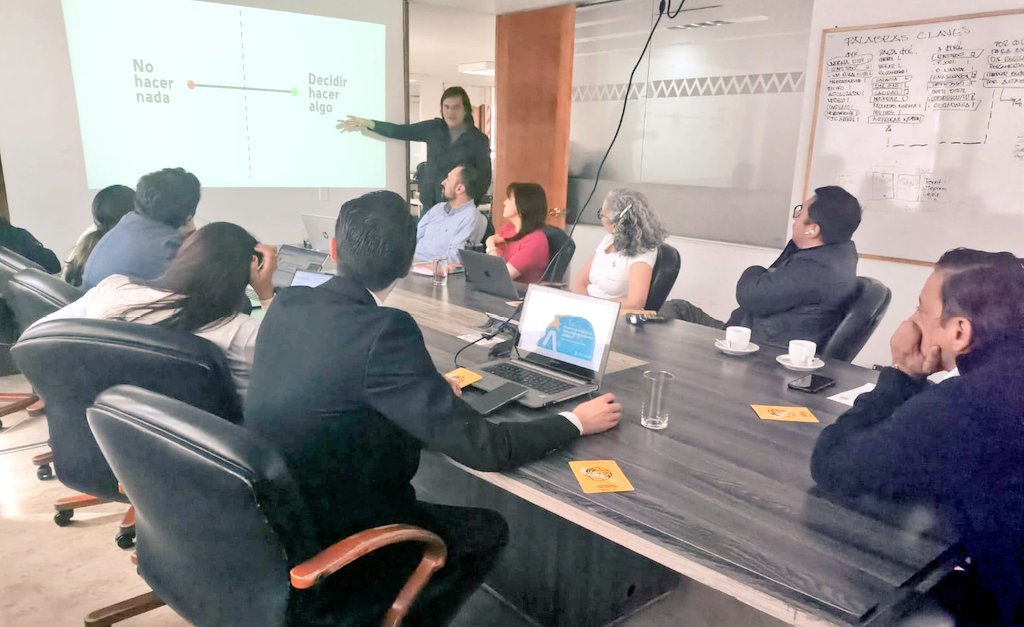 habitatbogota's tweet photo. Desde @habitatbogota le apostamos a la innovación a través del laboratorio HabiLAB fomentando la creatividad y la gestión del conocimiento de los colaboradores para tener un mejor hábitat para los ciudadanos de Bogotá.

#BogotáMiCiudadMiCasa 🏠 https://t.co/Pj9VzfzU1e