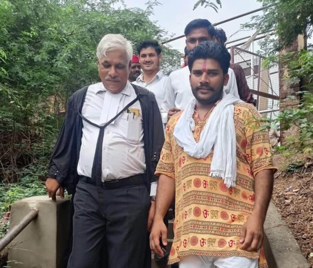 राष्ट्रीय सवर्ण परिषद् RSP प्रांत सरंक्षक श्री मुन्ना सिंह पुंडीर जी ताऊ को जन्मदिन की शुभकामनाएं ॥
महादेव की कृपा से आप हमेशां निरोगी खुश रहे। 
आप का आशीर्वाद हम पर सदेव बना रहे ॥