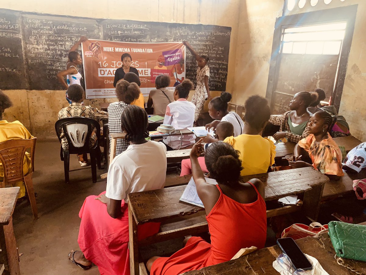 La FMM anime une série de formations sur les compétences de vie courante  pour les jeunes filles en collaboration avec la #DUAS 

Promouvoir l’éducation et l’autonomisation, c’est bâtir un avenir équitable pour tous !
#ÉgalitéDesGenres #FMM #AutonomisationDesFilles