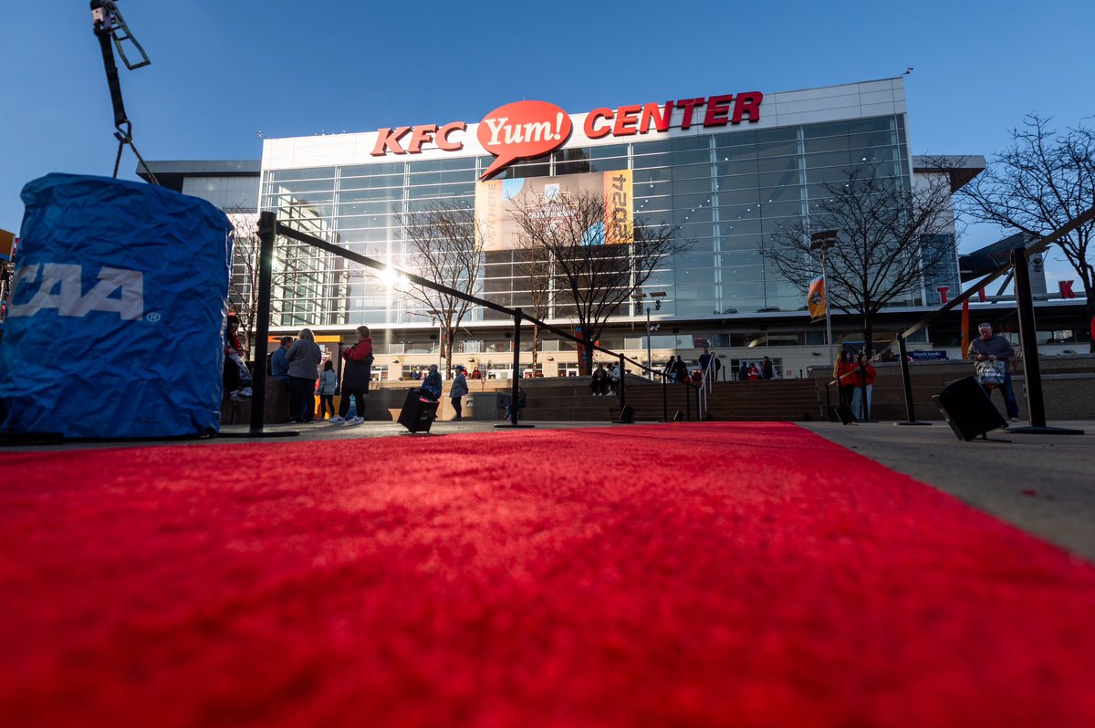 Pitt Panthers tweet media