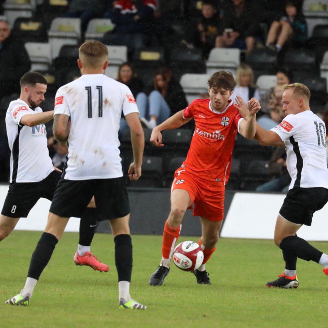 3/3 👀

Raiders welcome Jake Collins, a tenacious goalscorer from Boldmere St Michaels who applied his trade for Highgate last season before making the jump up a league. 

#WeAreRaiders || #UTR⚔️
