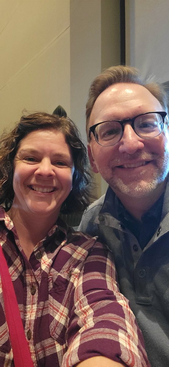 Traci Rhoades tweet media