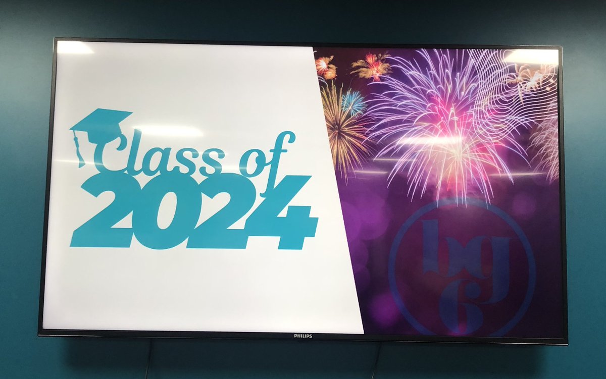 BGSixth's tweet photo. And that’s a wrap for the class of 2024! It was fantastic to see you - we’re so proud of you all ☺️💜 #ClassOf2024 #BatleyBuzz https://t.co/XeCncQJvwZ