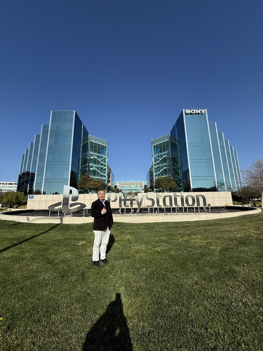 Last visit to the US campus before I graduate from PlayStation 😊