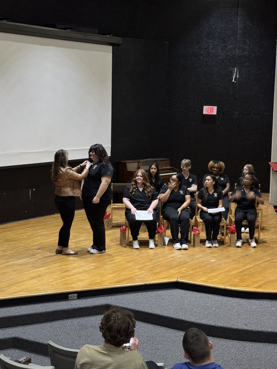 ashuping05's tweet photo. FHS Nursing Fundamentals had their pinning ceremony this week. All the students earned their nurse aide credential. #AllinBCPS #ignitelearningBCPS #CTEforNC https://t.co/Hq2A2U1p9c