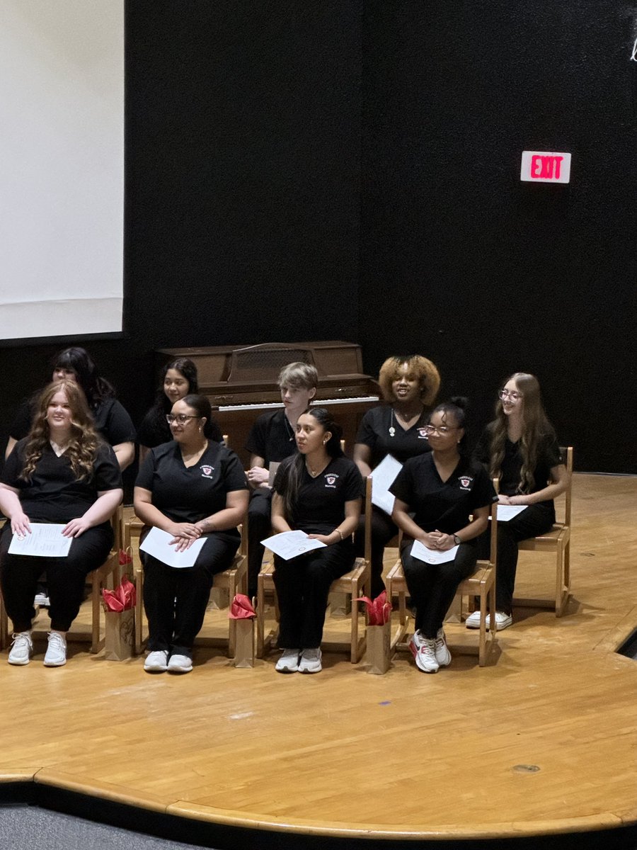 ashuping05's tweet photo. FHS Nursing Fundamentals had their pinning ceremony this week. All the students earned their nurse aide credential. #AllinBCPS #ignitelearningBCPS #CTEforNC https://t.co/Hq2A2U1p9c