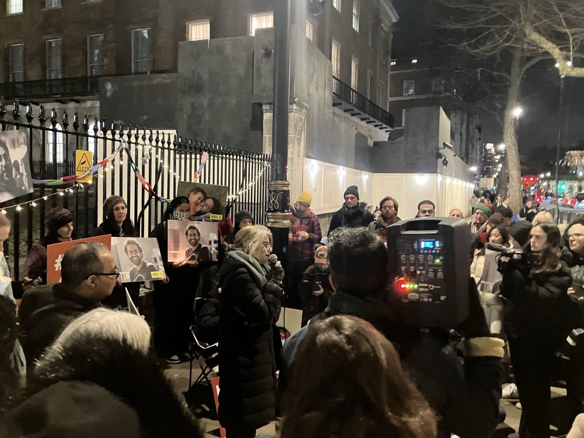 Free Alaa (@freedomforalaa) on Twitter photo A beautiful vigil tonight for Alaa outside 10 Downing Street. Thank you to all the people that came out to support Alaa’s mother Laila on her 81st day of hunger strike and to call on <a href="/Keir_Starmer/">Keir Starmer</a> to Bring Alaa Home 
#FreeAlaa A beautiful vigil tonight for Alaa outside 10 Downing Street. Thank you to all the people that came out to support Alaa’s mother Laila on her 81st day of hunger strike and to call on <a href="/Keir_Starmer/">Keir Starmer</a> to Bring Alaa Home 
#FreeAlaa