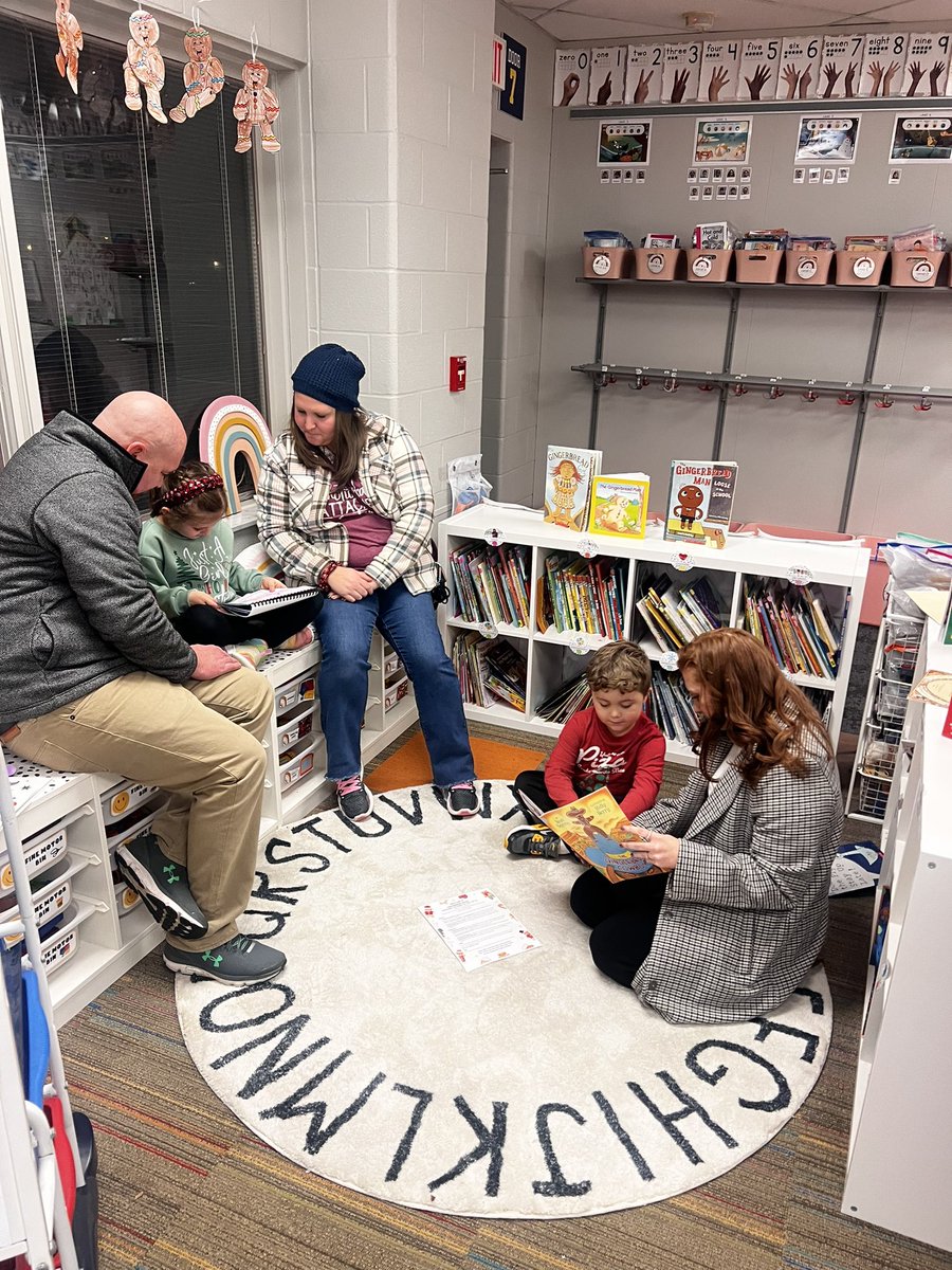 Kindergarten Gingerbread Night!⭐️ #itsworthit #slatehill #kinderstars