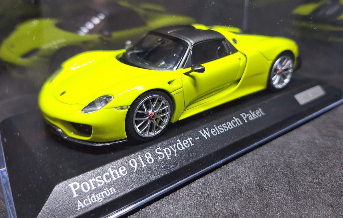 ayuページ ayu-mi-x II version Non-Stop Mega Mix | リリース | エイベックス