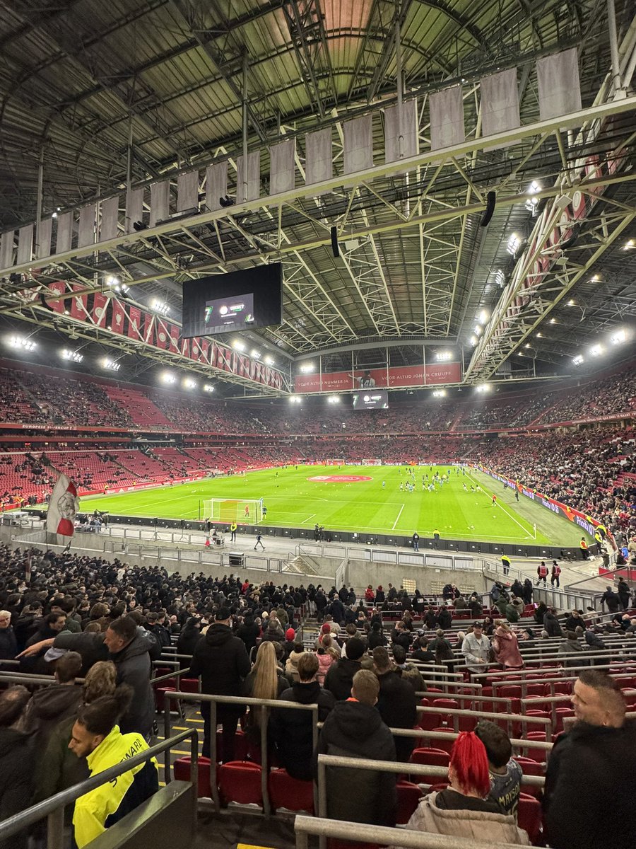 ahut_16's tweet photo. @AjaxFancare #Ajaxdebut https://t.co/PF7QrYkyAQ