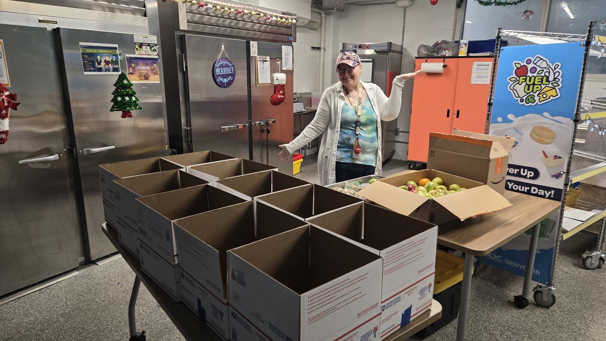 🗣️ We want to shoutout Coach Schaefer for spending her morning putting together food boxes to send home with several students for Winter Break! 🎉 She puts a lot of thought and effort into making sure students are getting enough to eat—we're so glad to have her on our team! 🖤💛