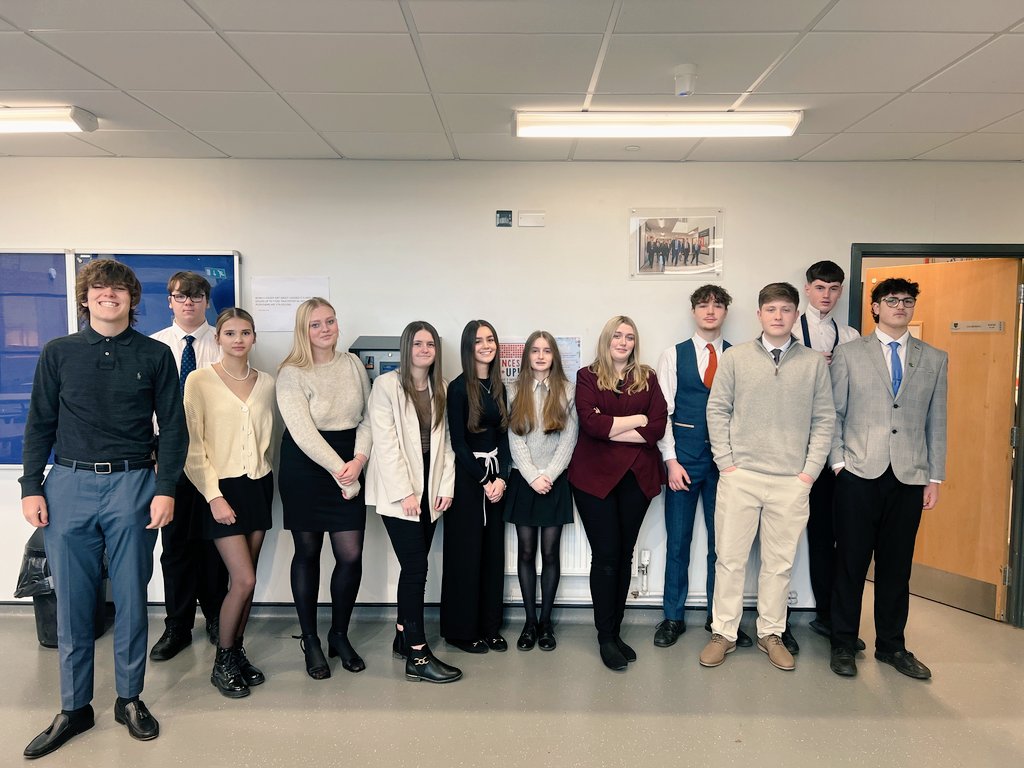 TQEA_Principal's tweet image. Year 11 had their mock interviews with local dignataries and employment providers today. They presented themselves so well and the feedback from the interviewers was 100% positive. Well done again, Year 11! #TurboWeek #Interviews #WeCanAndWeWill