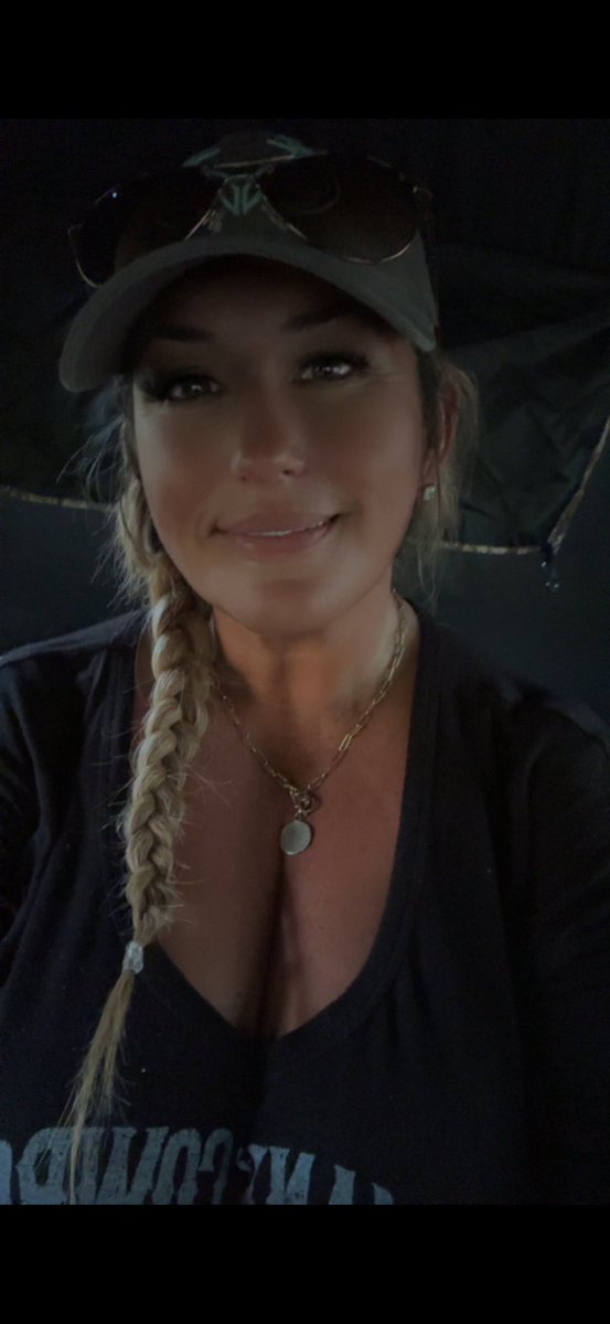 Michelle Summitt (@summittmichelle) on Twitter photo 