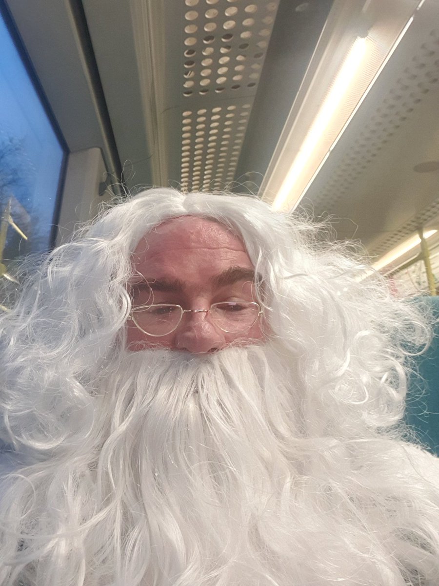 Thank you to <a href="/SouthernRailUK/">Southern</a> <a href="/RMTunion/">RMT</a> <a href="/ASLEFunion/">ASLEF</a> 0806 from East Grinstead carrying #fatherchristmas to London to spread festive joy.