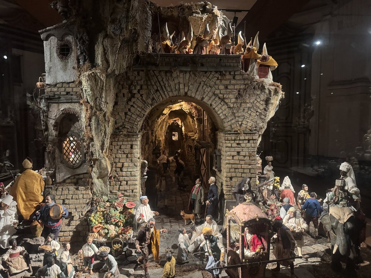 Luca Pierantoni (@lucapierantonie) on Twitter photo Impressed by the incredible work that <a href="/CatacombeNa/">CatacombediNapoli</a> e @CoopLaSorte & La Paranza are doing in the Rione Sanitá to promote social and culture development. Thank you 🙏 Commissioner <a href="/GlennMicallef/">Glenn Micallef</a> for choosing Naples for your first field trip in your new capacity. Impressed by the incredible work that <a href="/CatacombeNa/">CatacombediNapoli</a> e @CoopLaSorte & La Paranza are doing in the Rione Sanitá to promote social and culture development. Thank you 🙏 Commissioner <a href="/GlennMicallef/">Glenn Micallef</a> for choosing Naples for your first field trip in your new capacity.