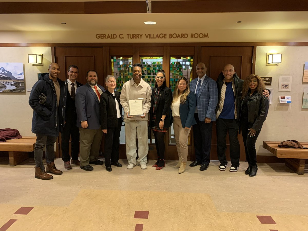 Jewell B Loyd tweet media