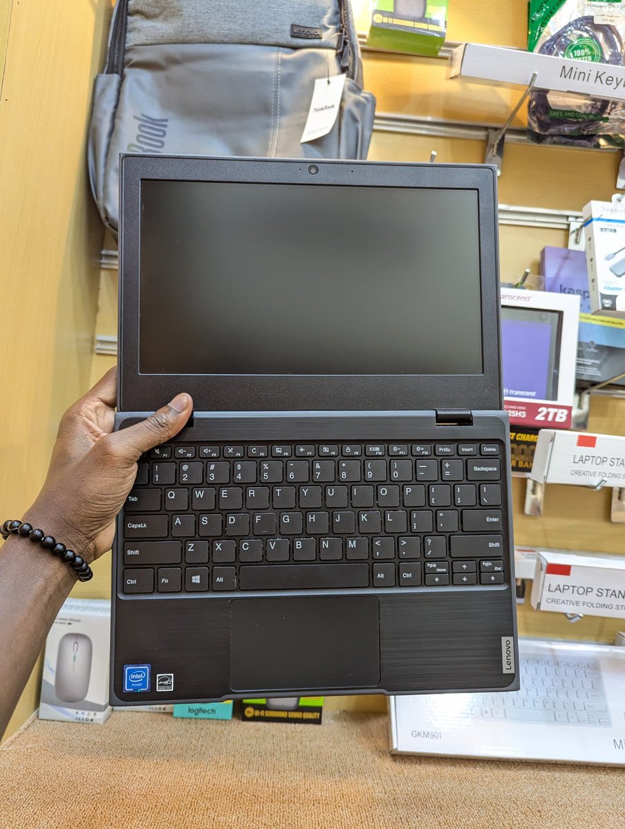 ckim_technology's tweet photo. @ze_mandevu Lenovo 100e
 Price tsh 299,000/=
🔩Intel Pentium 
♈4GB RAM (DDR 4 ) 
💾128GB SSD (NVMe) 
📈Intel UHD Graphics  
⚫ Black
⚡Type C Thunderbolt 
https://t.co/qhMO8Bdo23
☎️+255743810852
📍 Kariakoo Opposite KKKT Lutheran Church https://t.co/KH5QuQUOO3