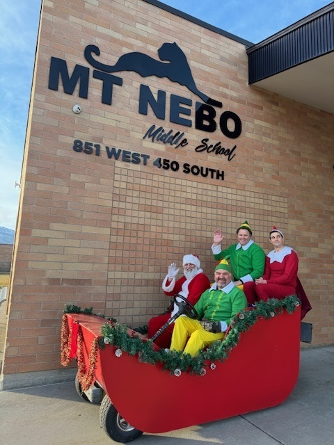 MtNeboMS's tweet photo. Santa Visits Mt. Nebo! https://t.co/6JCjhkPN5E https://t.co/zTgohu68uS