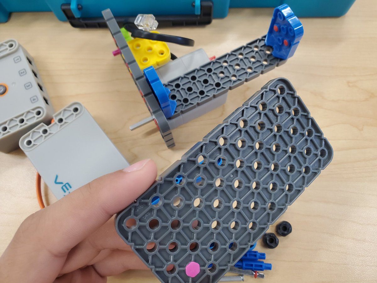 CareerTech_TPSD's tweet image. &quot;This is the most fun I&apos;ve had in class all year!&quot; -Asher #ExploringComputerScience #robotics #VEXgo