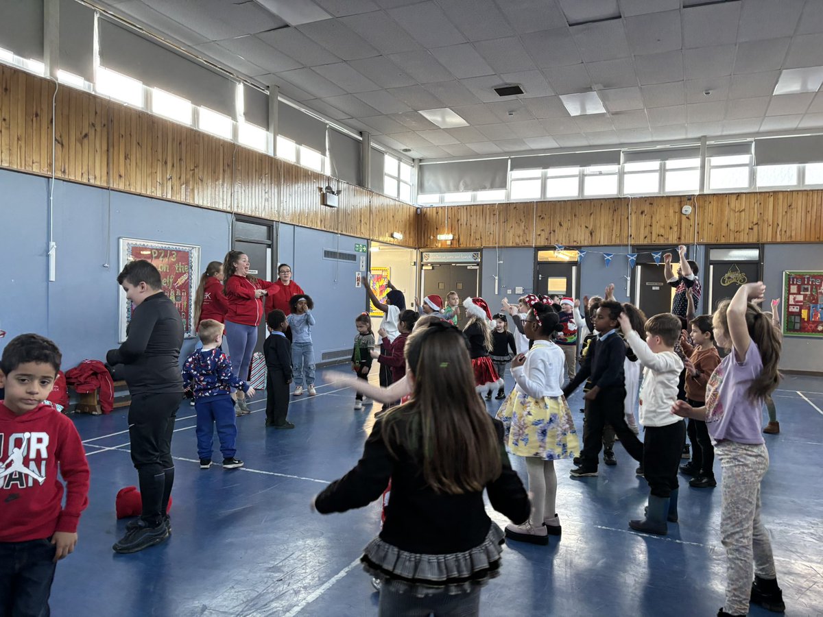 Langfaulds Primary School & LCR tweet media